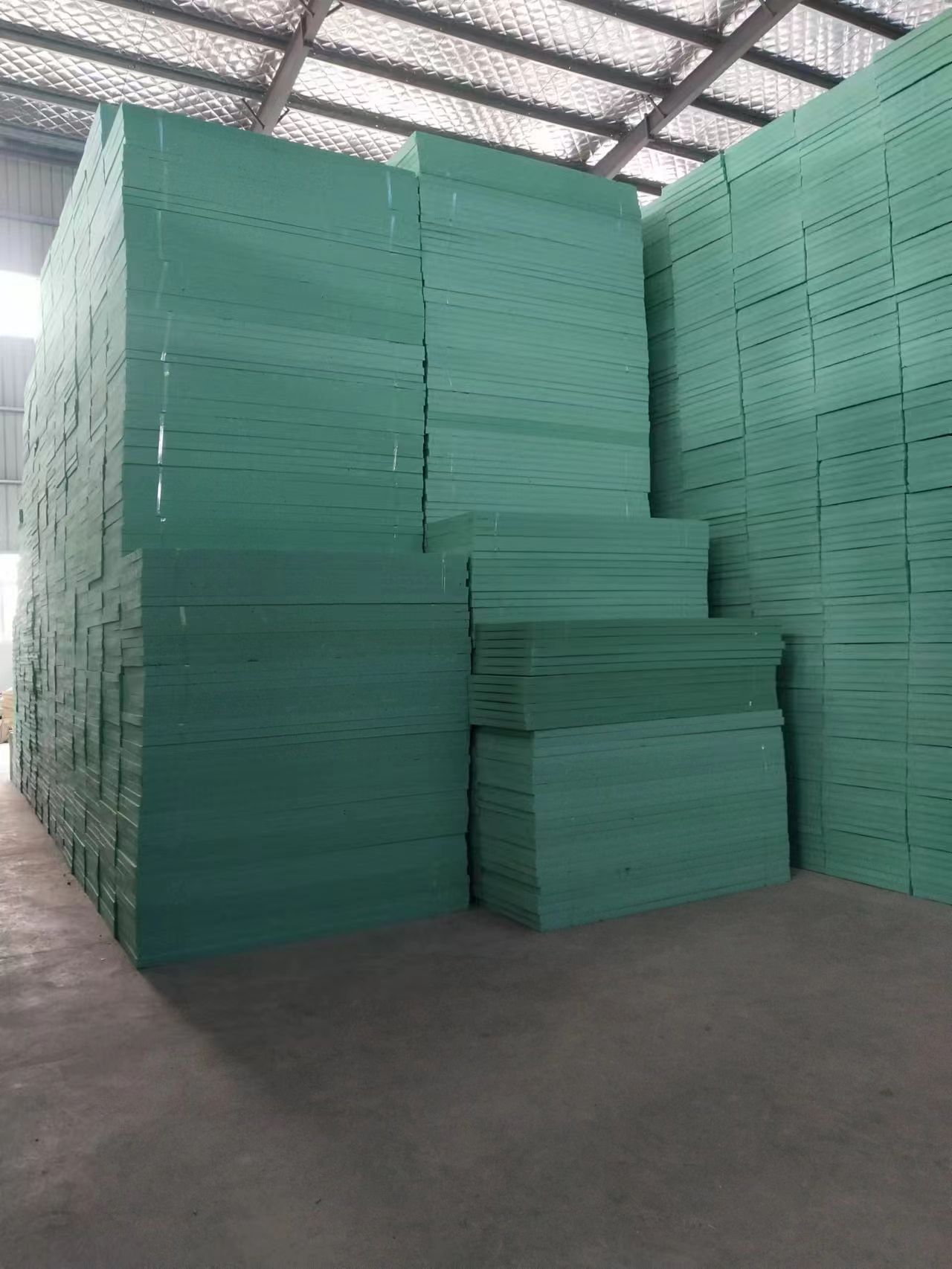 云南東南保温材料——绿色挤塑板